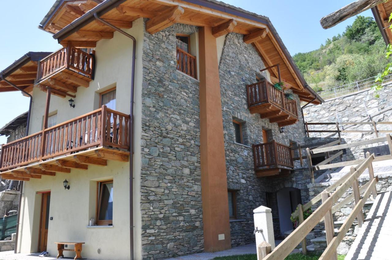Апартаменты Casa Alpina - Sarre Аоста Экстерьер фото